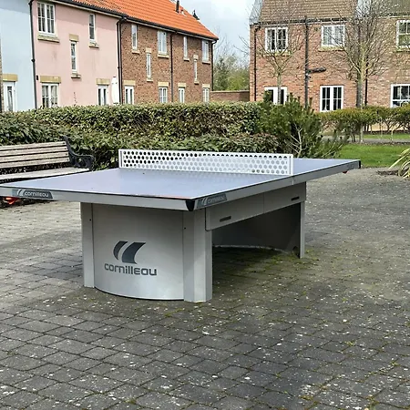 The Cosy Retreat - Part Of The The Bay Village With Pool, Gym And Direct Access, Pub, Restaurant, Tennis And Meadows Walks Holiday home Filey