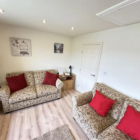 度假居 The Cosy Retreat - Part Of The The Bay Village With Pool, Gym And Direct Access, Pub, Restaurant, Tennis And Meadows Walks 法利